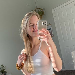 Meet your Posher, Karis